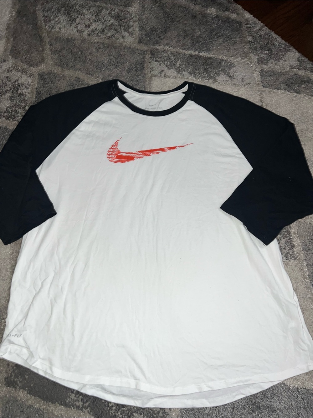 Nike Men’s White and Black Raglan Logo Shirt size XXL - Picture 3 of 10